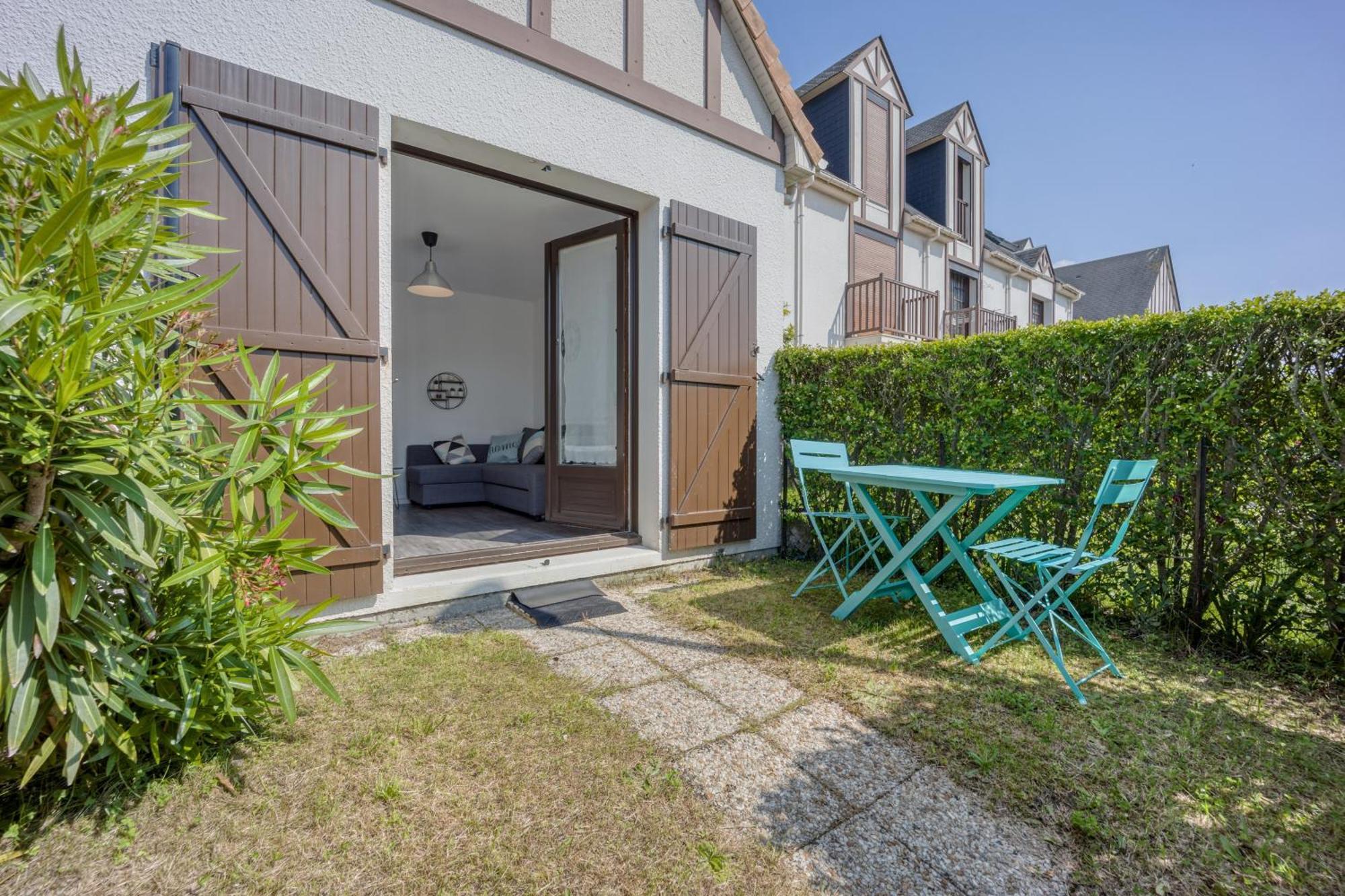 Le Petit Normand - Studio Avec Jardin A 500 M De La Plage Courseulles-sur-Mer Dış mekan fotoğraf